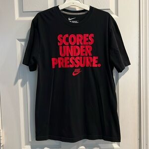 Men’s Nike standard fit, black short sleeve T-shirt mSize Medium